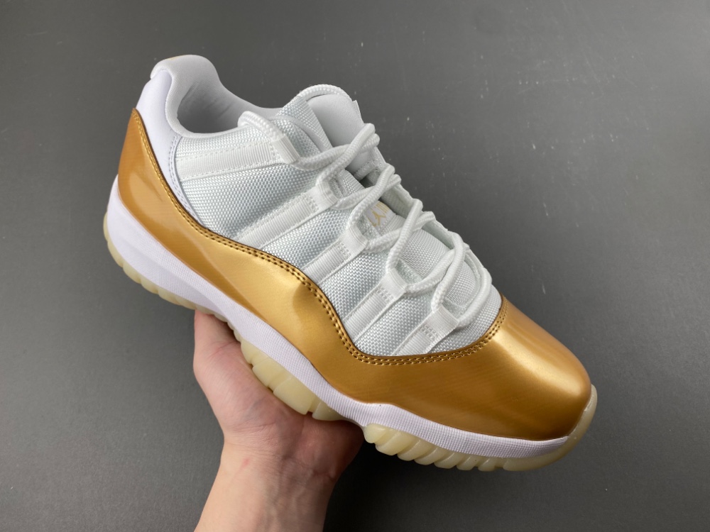 Air Jordan 11 Low Mothers Day (image for) Air Jordan 11 Low Mothers Day